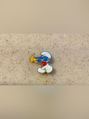 Blue Smurf Trumpet Enamel Pin - White & Yellow Accents